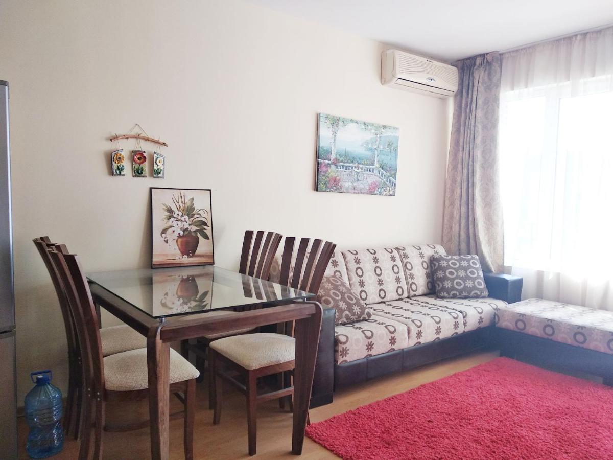 Dom-El Real Apartments 4 - Święty Włas Zewnętrze zdjęcie