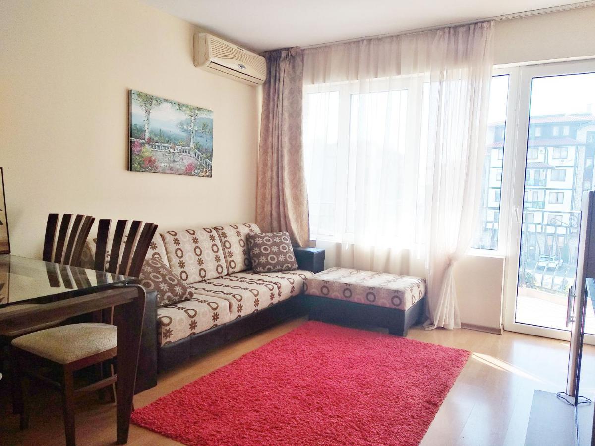 Dom-El Real Apartments 4 - Święty Włas Zewnętrze zdjęcie