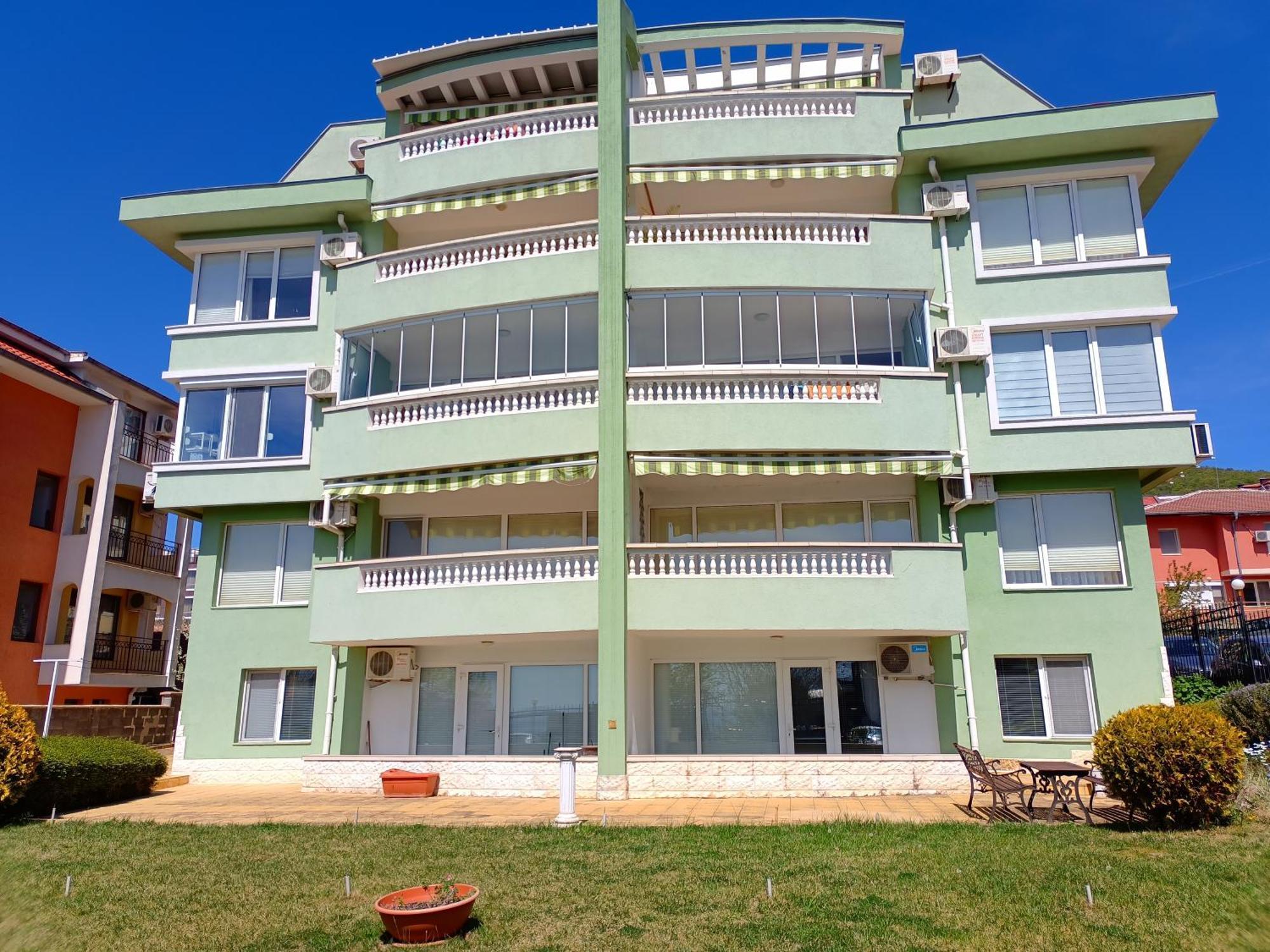 Dom-El Real Apartments 4 - Święty Włas Zewnętrze zdjęcie